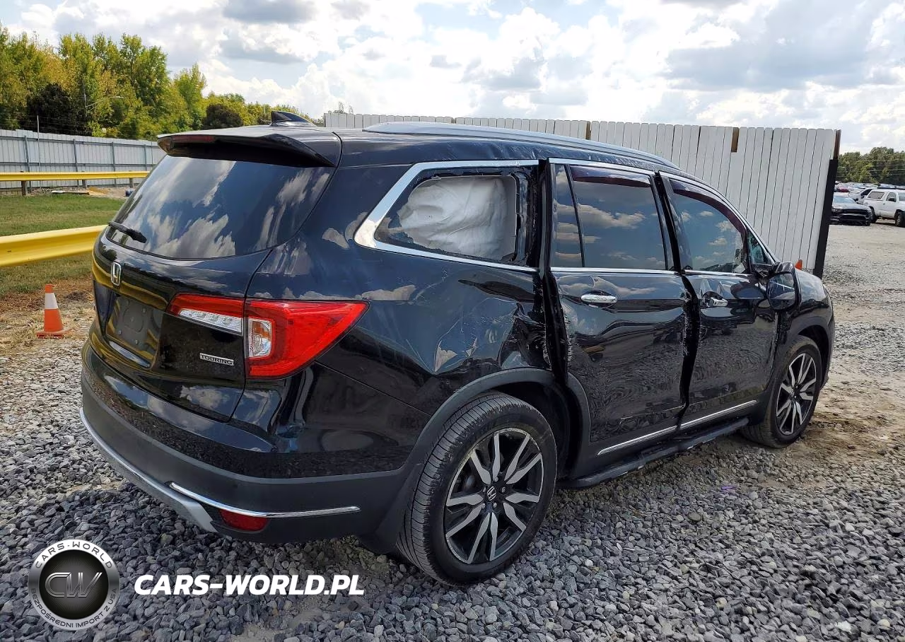 2020 Honda Pilot Touring VIN:5FNYF5H64LB018465 - 3