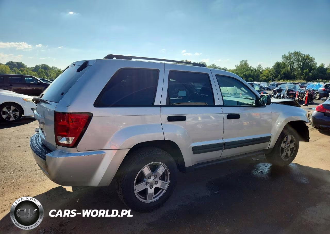 2006 Jeep Grand Cherokee Laredo VIN:1J4GR48K06C353552 - 3