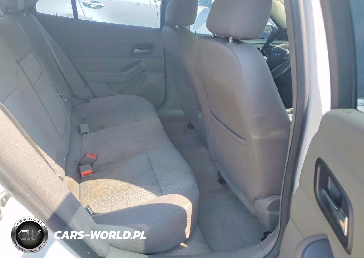 2013 Chevrolet Malibu Ls VIN:1G11B5SA3DF167157 - 10