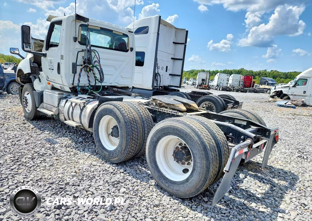 2018 International Lt625 Semi Truck VIN:3HSDZTZR1JN213730 - 2