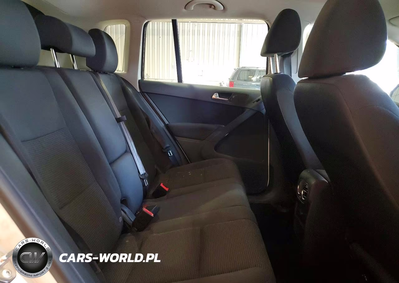 2013 Volkswagen Tiguan S VIN:WVGAV3AX4DW611019 - 11