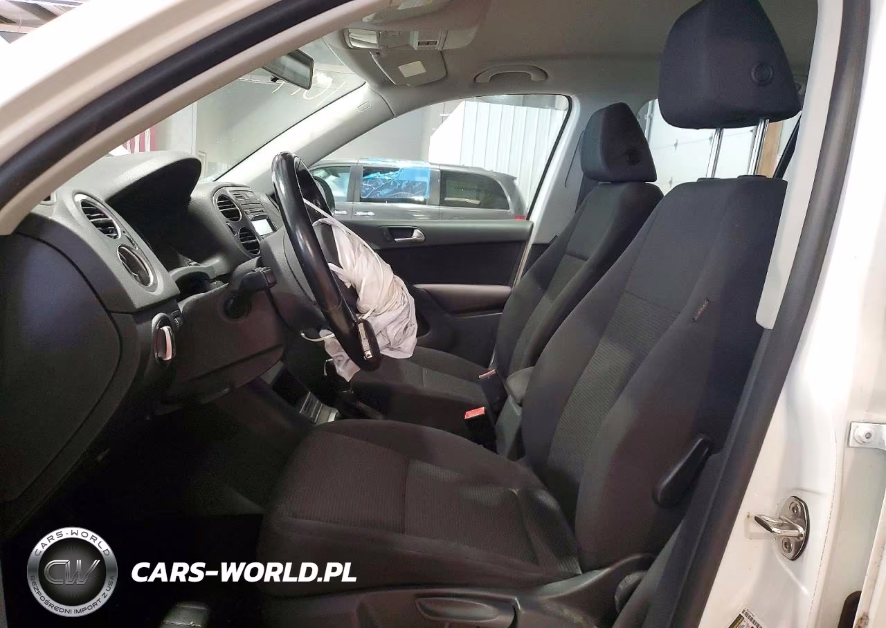 2013 Volkswagen Tiguan S VIN:WVGAV3AX4DW611019 - 7