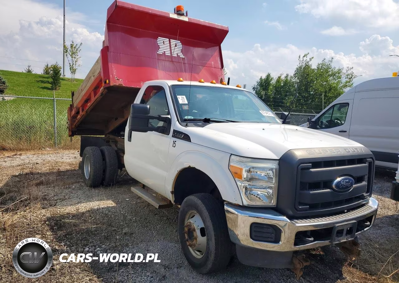 2015 Ford F350 Super Duty Dump Truck VIN:1FDRF3H69FEB00315 - 4