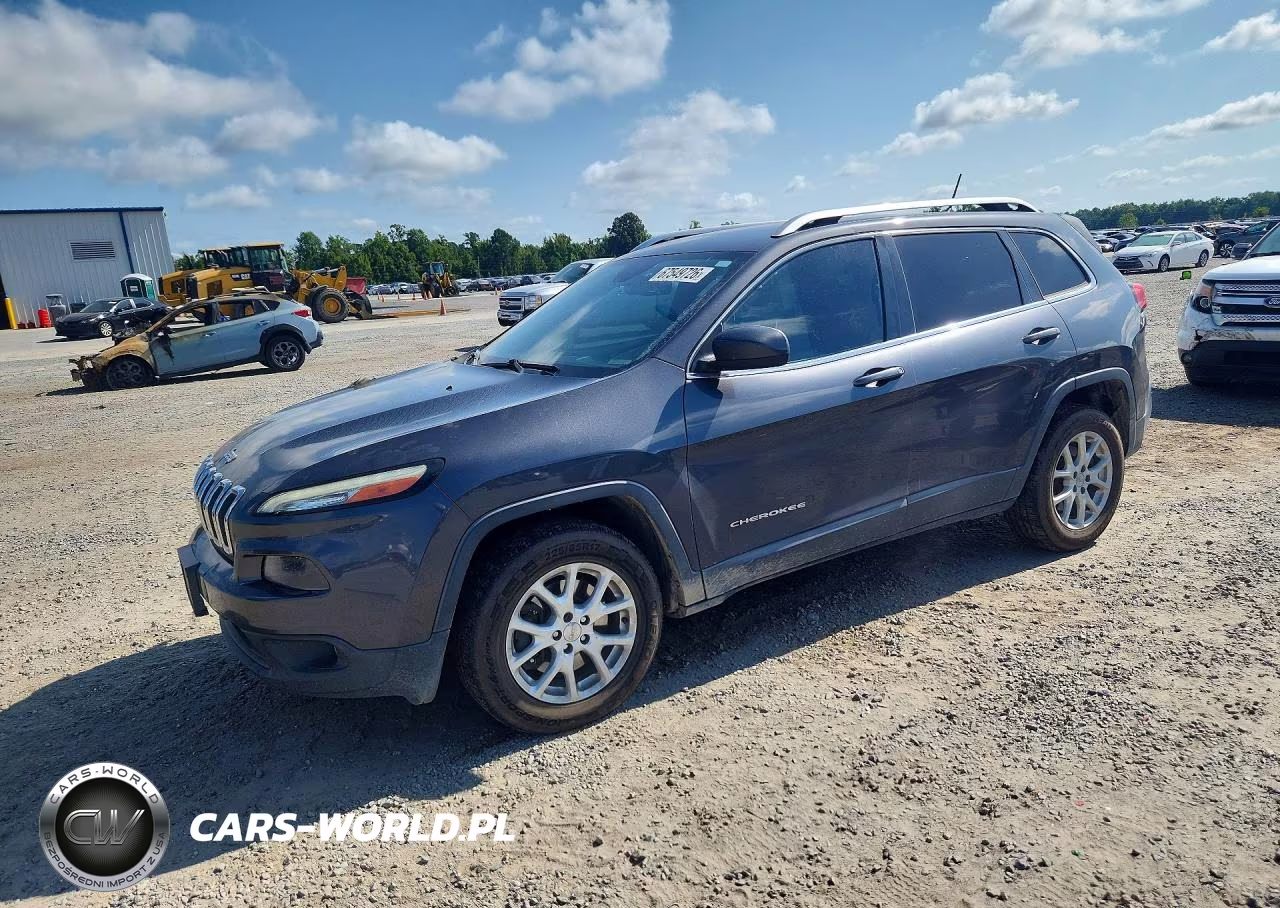 2015 Jeep Cherokee Latitude VIN:1C4PJMCSXFW521877 - 1