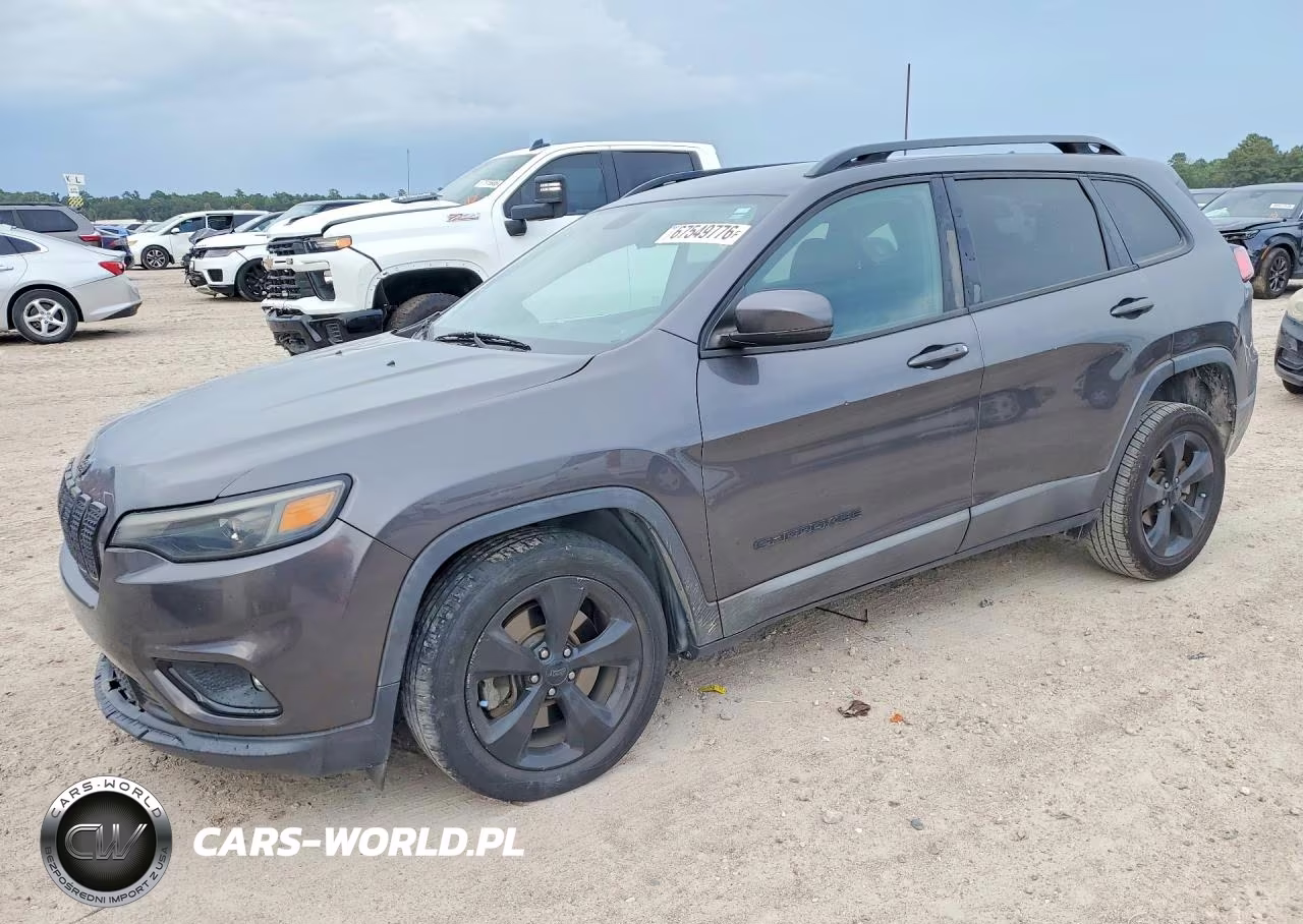2020 Jeep Cherokee Latitude Plus VIN:1C4PJLLB0LD586268 - 1