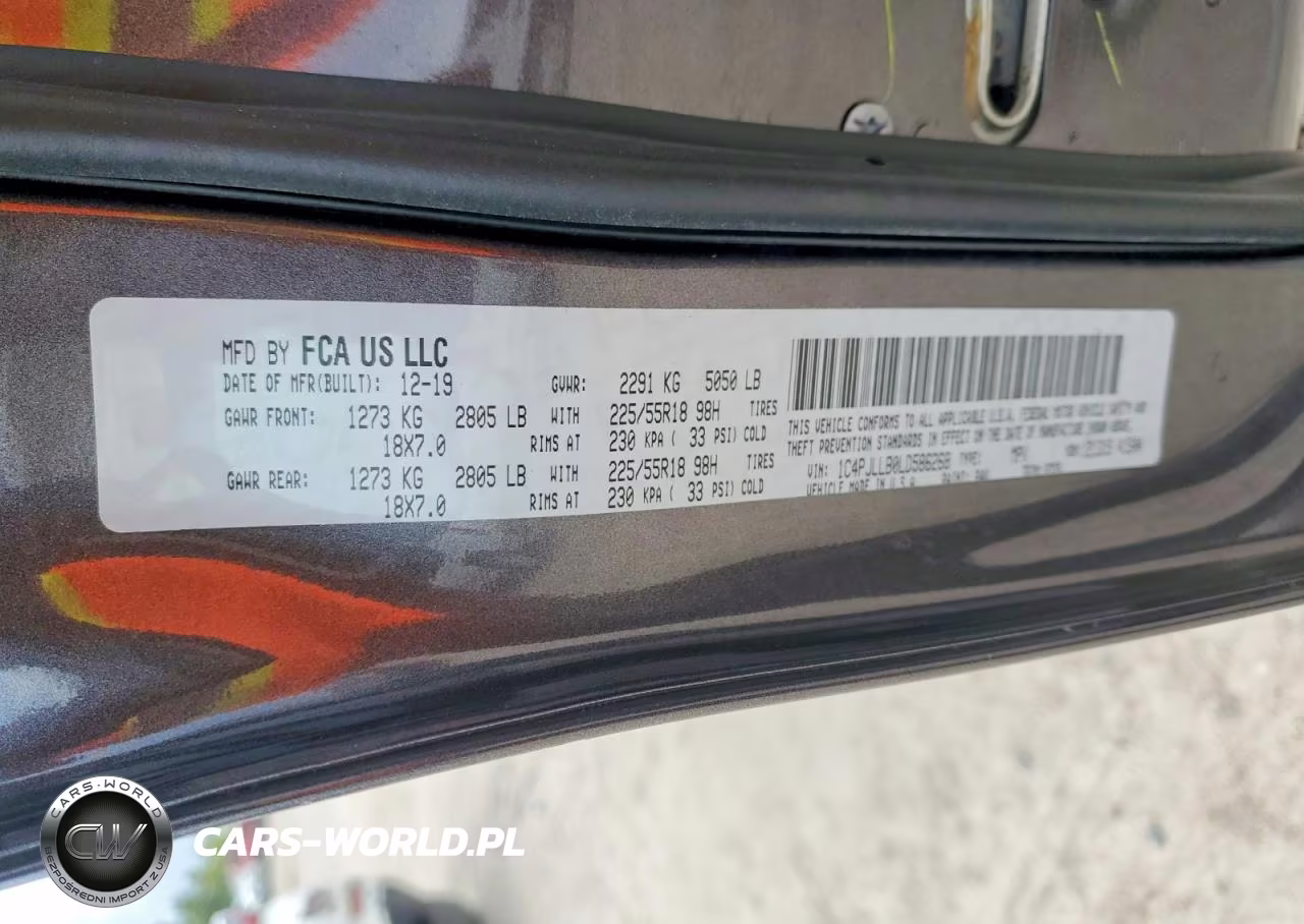 2020 Jeep Cherokee Latitude Plus VIN:1C4PJLLB0LD586268 - 13