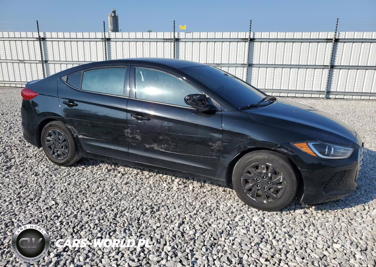 2018 Hyundai Elantra Se VIN:5NPD74LF7JH297230 - 4