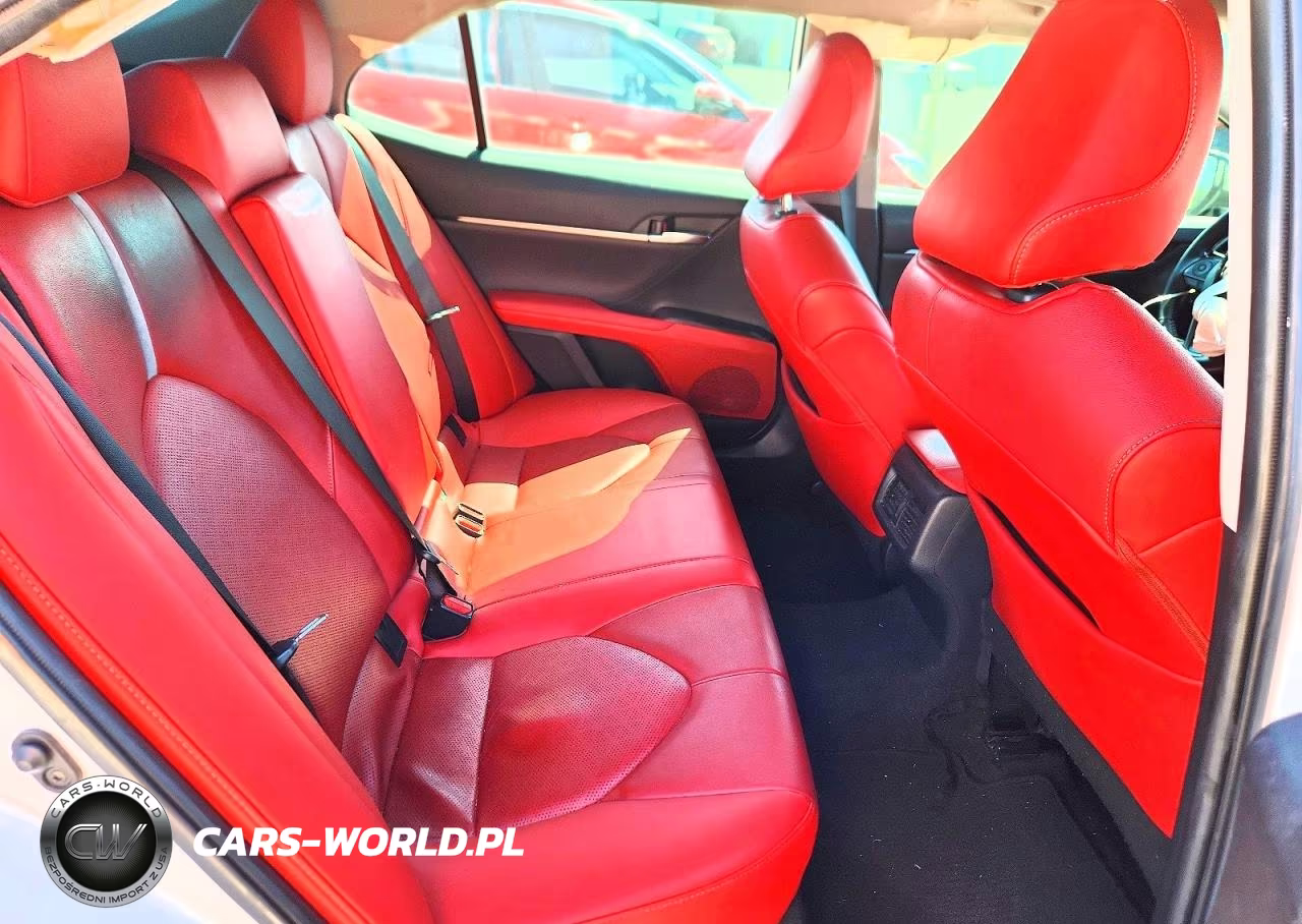 2021 Toyota Camry Xse VIN:4T1K61AK4MU613195 - 10