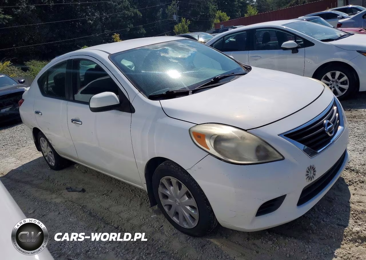 2013 Nissan Versa 1.6 S VIN:3N1CN7AP3DL838859 - 4