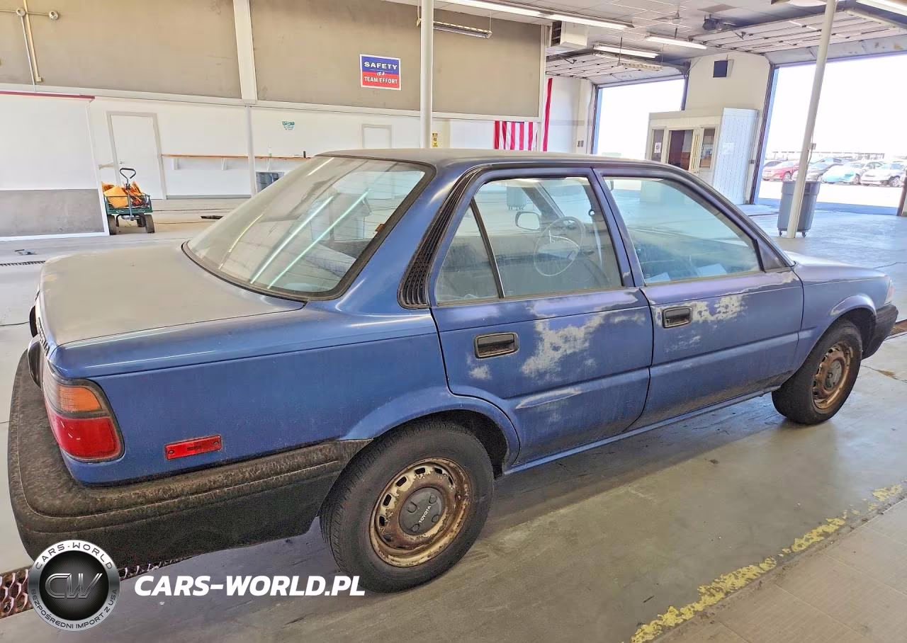 1989 Toyota Corolla Deluxe VIN:JT2AE92E2K3282235 - 3