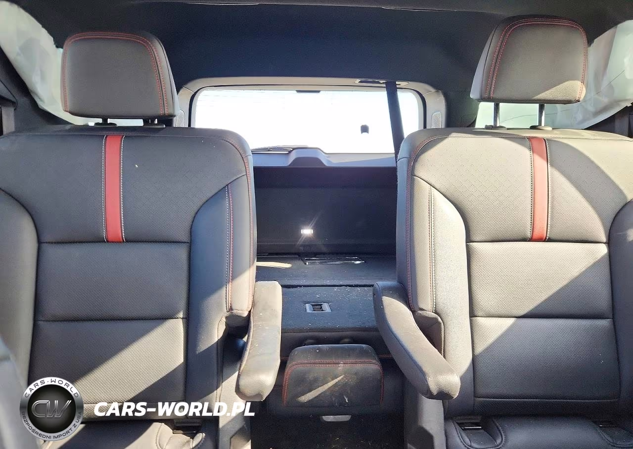 2024 Chevrolet Traverse Rs VIN:1GNEVLKS0RJ224133 - 10