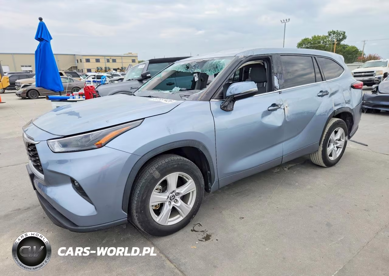 2022 Toyota Highlander Le