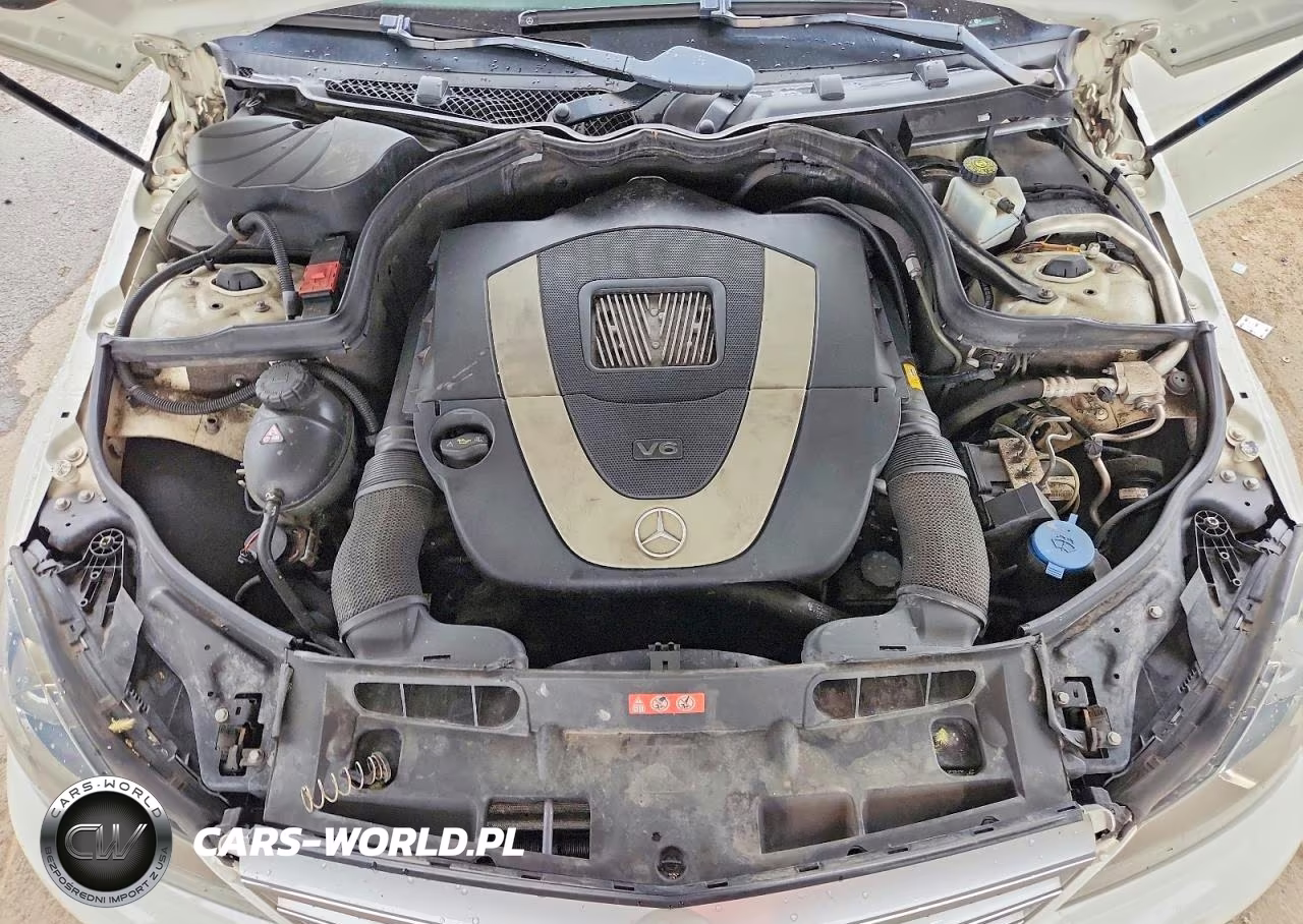 2012 Mercedes-Benz C 300 4Matic VIN:WDDGF8BB9CA609988 - 11