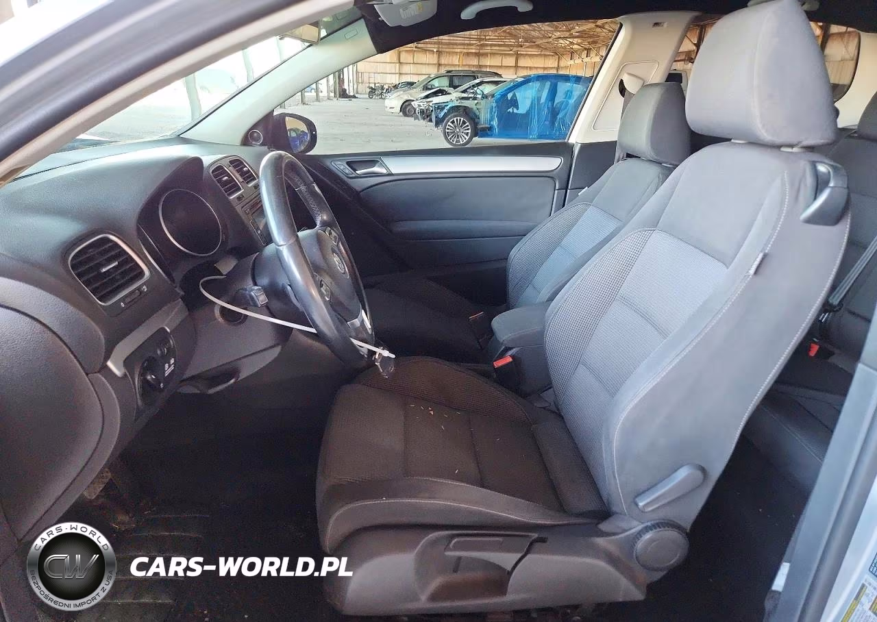 2012 Volkswagen Golf VIN:WVWBM7AJ2CW348784 - 7