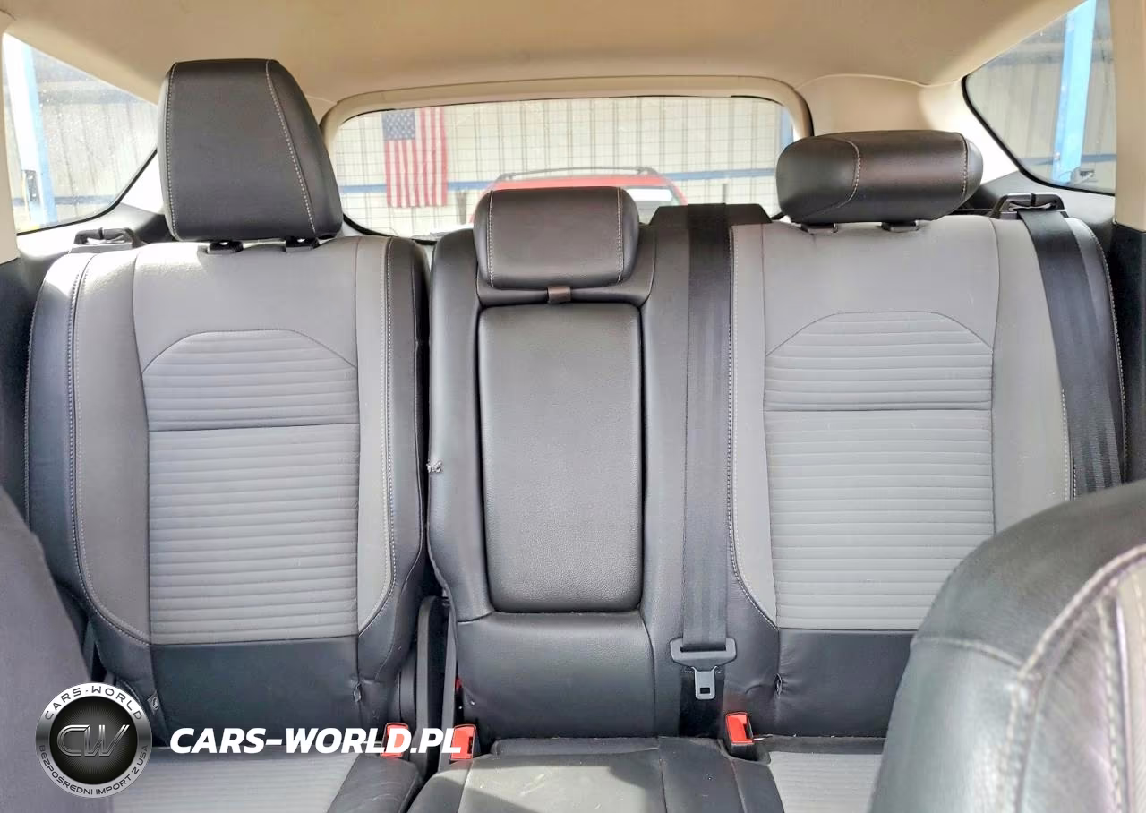 2018 Ford Escape Se VIN:1FMCU9GD7JUA62273 - 10