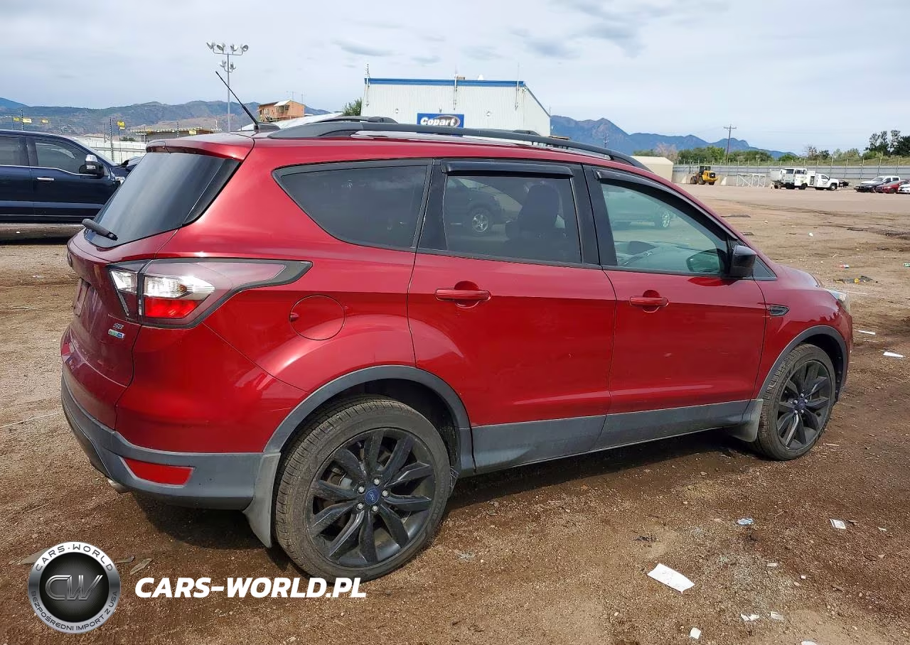 2018 Ford Escape Se VIN:1FMCU9GD7JUA62273 - 3