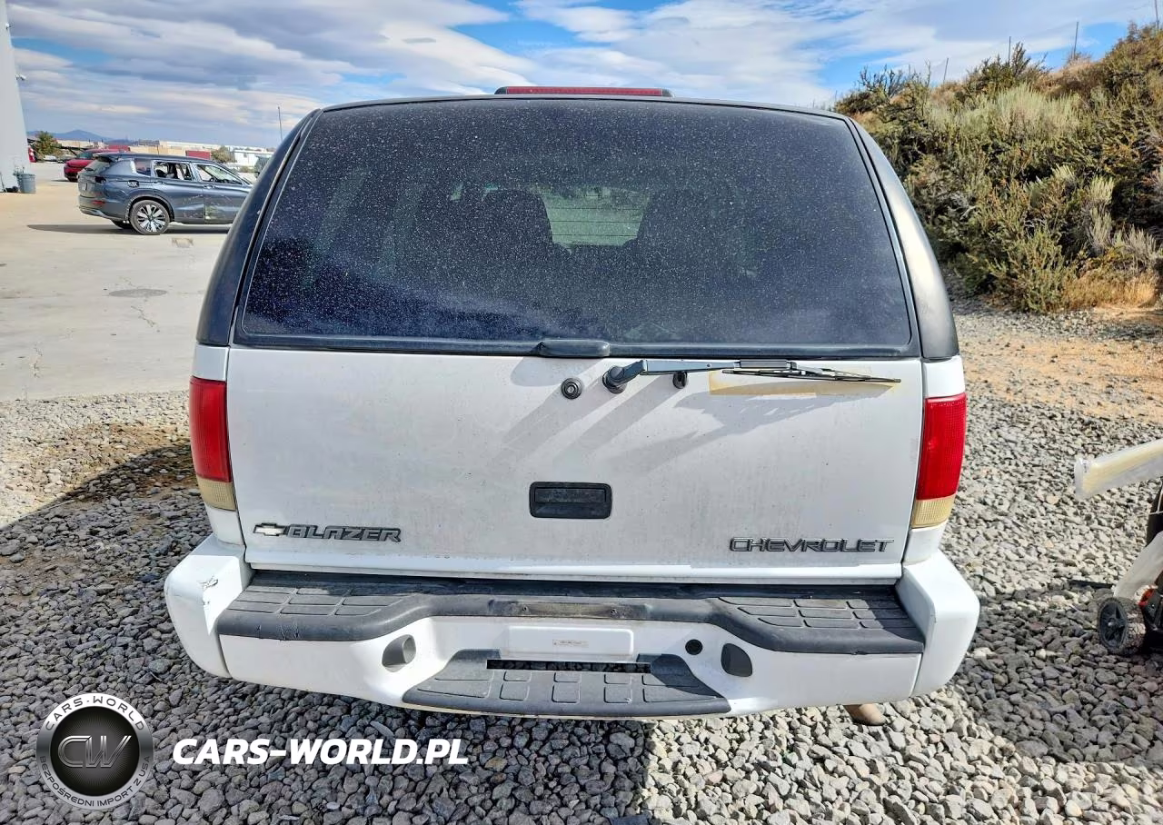 1998 Chevrolet Blazer VIN:1GNDT13W8W2246202 - 6