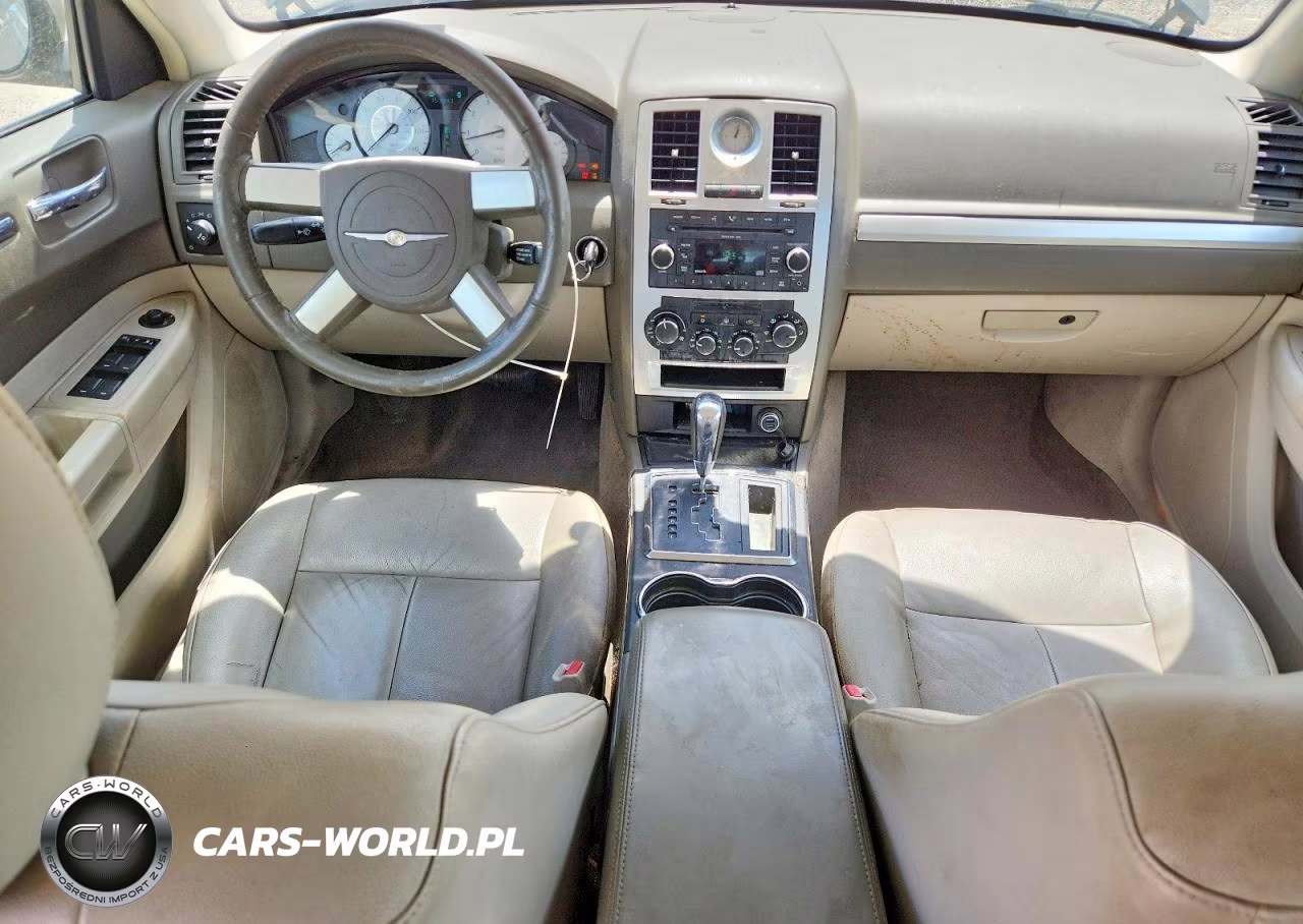 2009 Chrysler 300 Touring VIN:2C3LA53V49H570787 - 8
