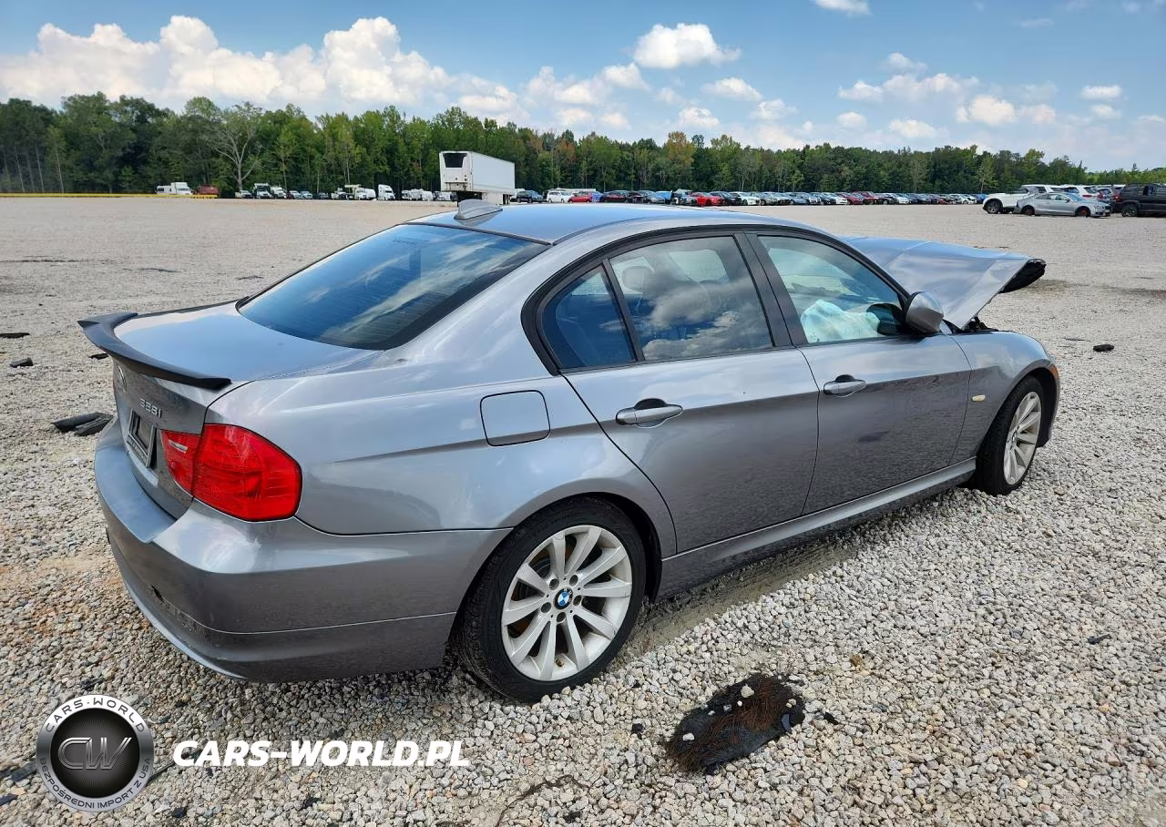2011 BMW 328 I VIN:WBAPH7C59BA802242 - 3
