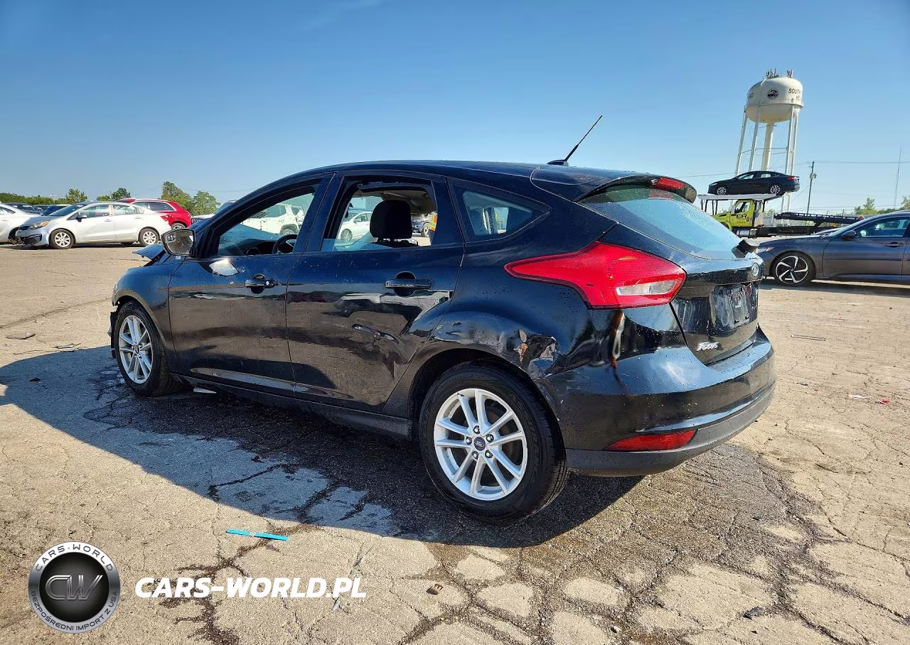 2017 Ford Focus Se VIN:1FADP3K28HL228471 - 2