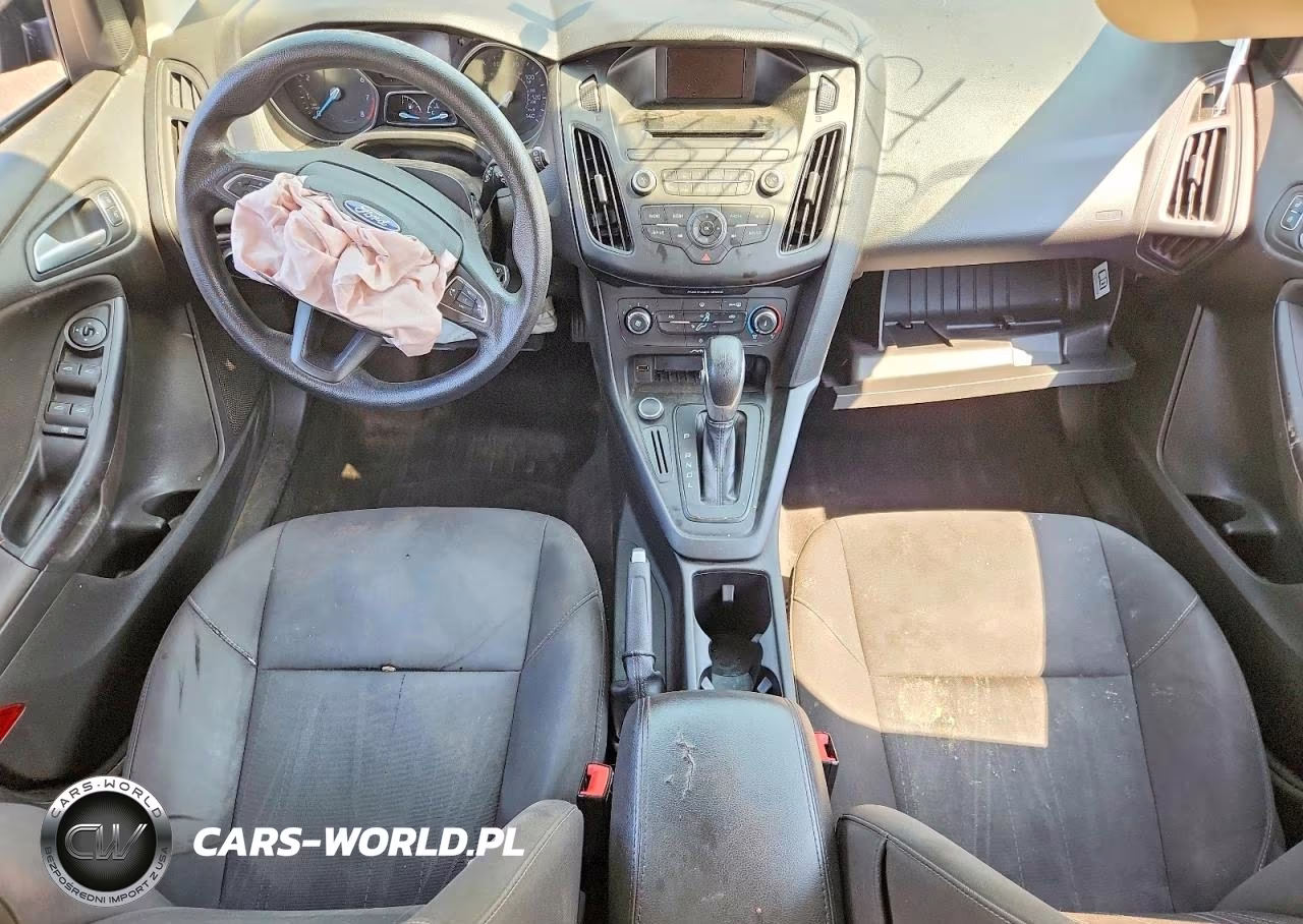 2017 Ford Focus Se VIN:1FADP3K28HL228471 - 8