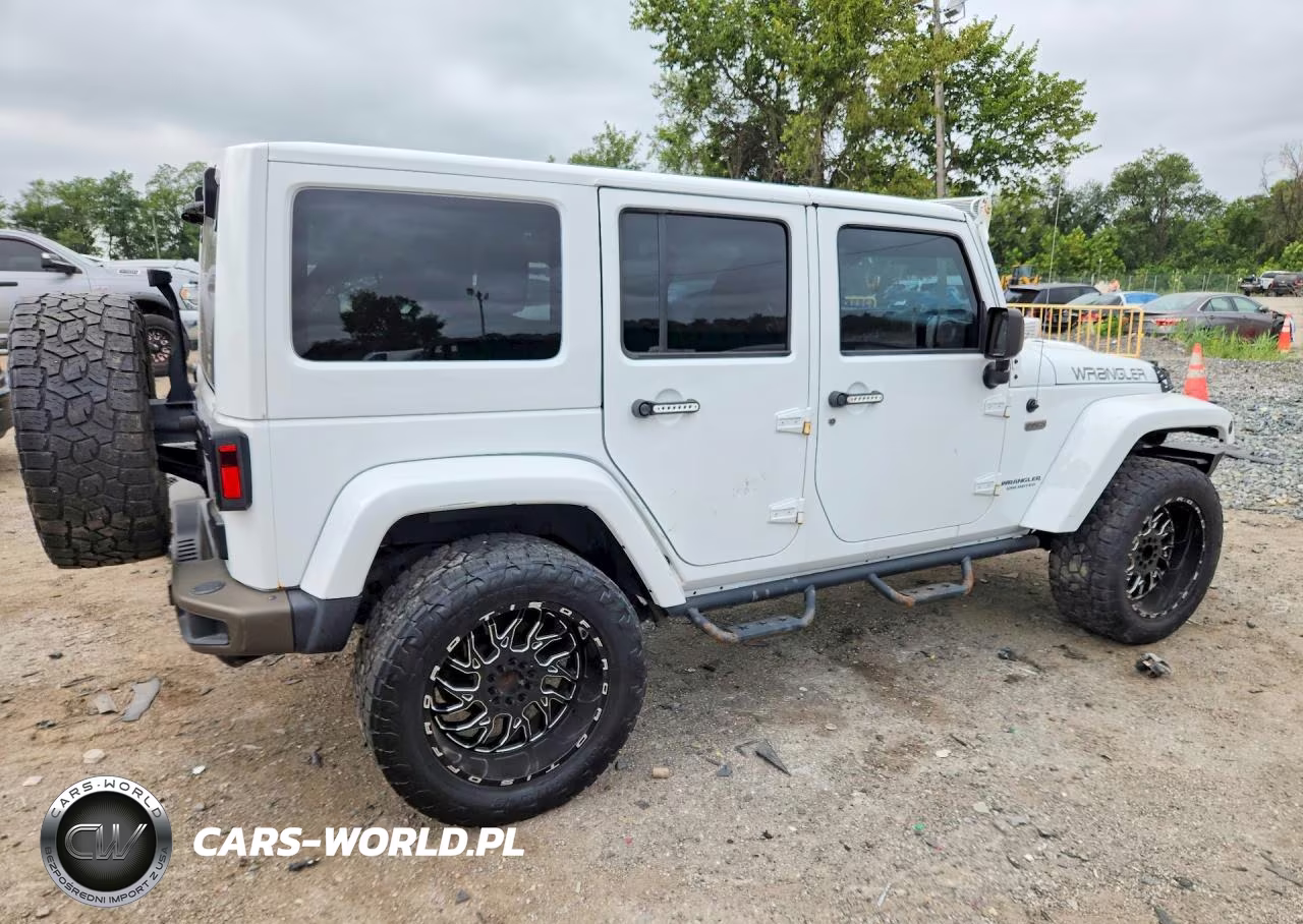 2017 Jeep Wrangler Unlimited Sahara VIN:1C4BJWEG0HL510096 - 3