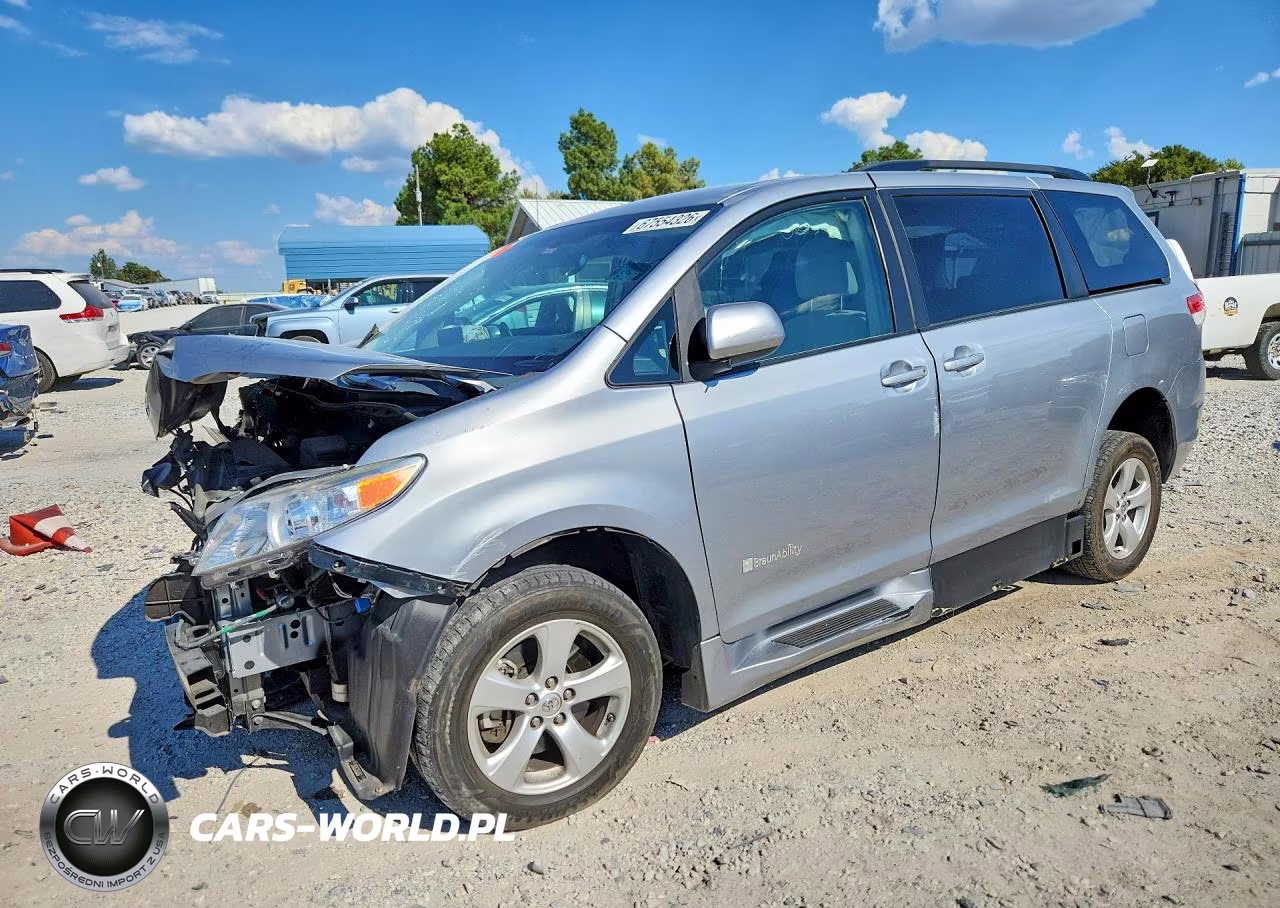 2014 Toyota Sienna Le