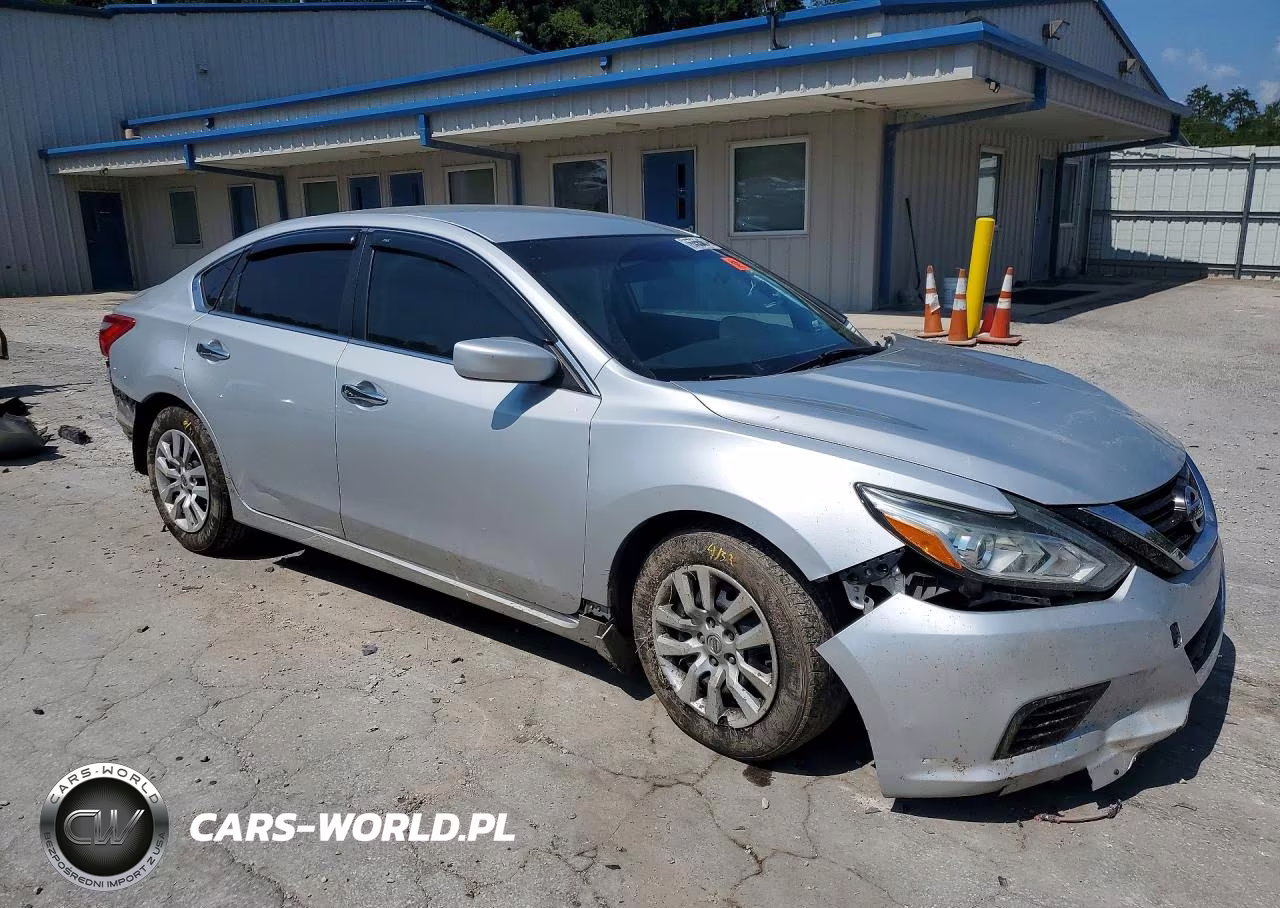 2017 Nissan Altima 2.5 S VIN:1N4AL3AP1HC155780 - 4