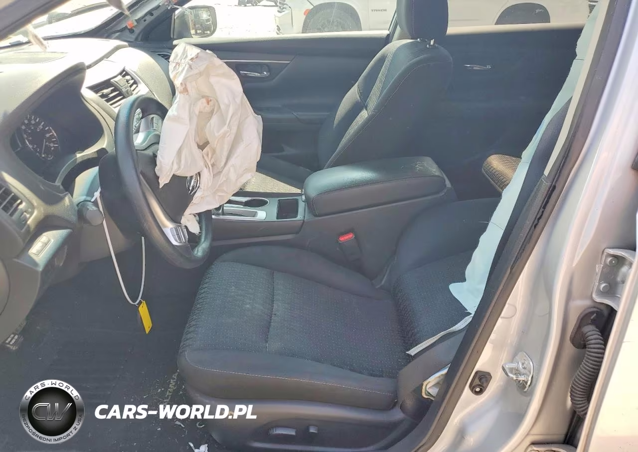 2017 Nissan Altima 2.5 S VIN:1N4AL3AP1HC155780 - 7