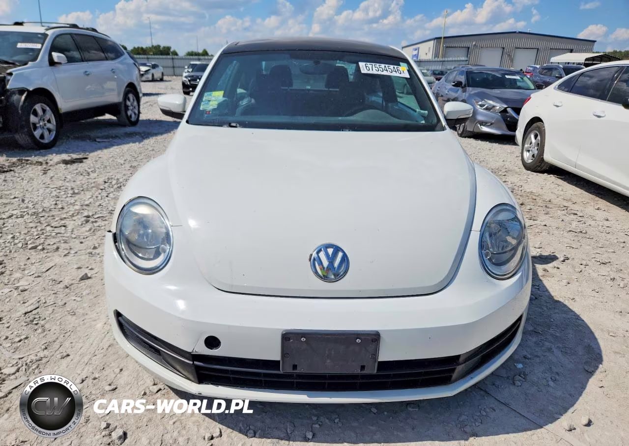 2014 Volkswagen Beetle VIN:3VWJ17ATXEM661524 - 5