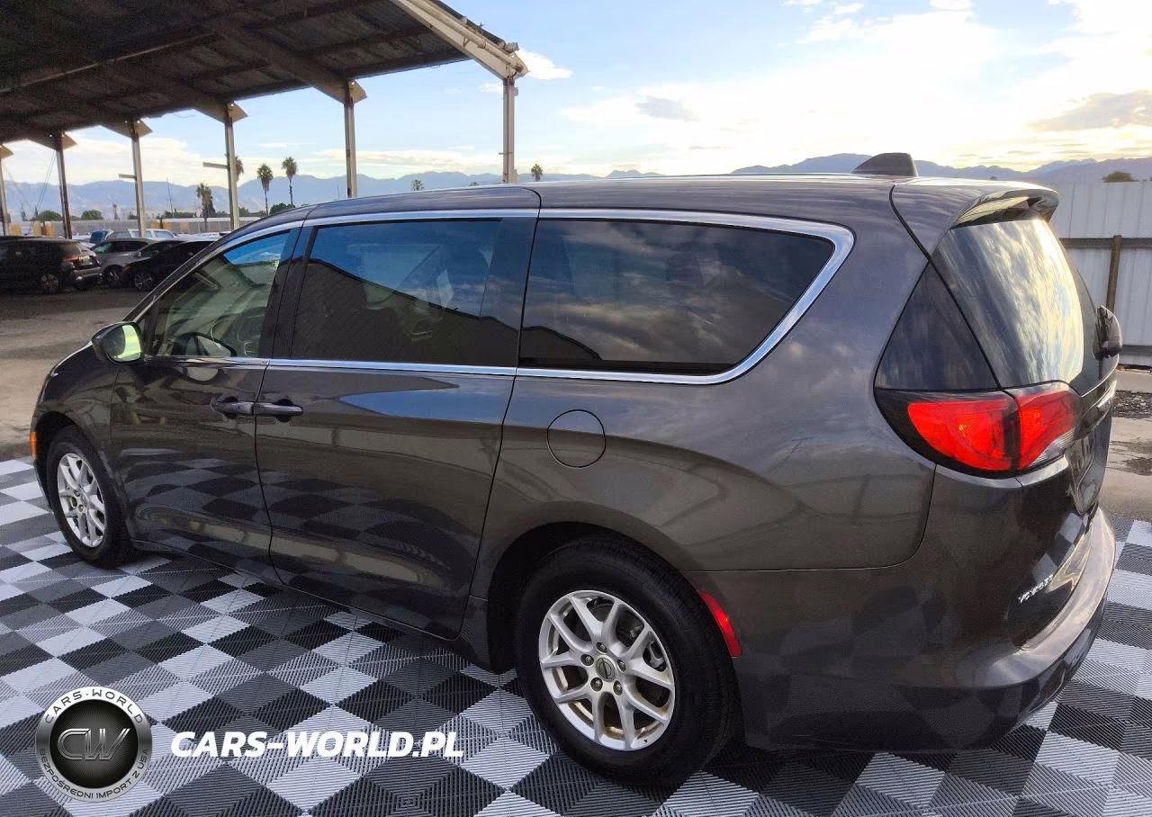 2023 Chrysler Voyager Lx VIN:2C4RC1CG5PR519638 - 2