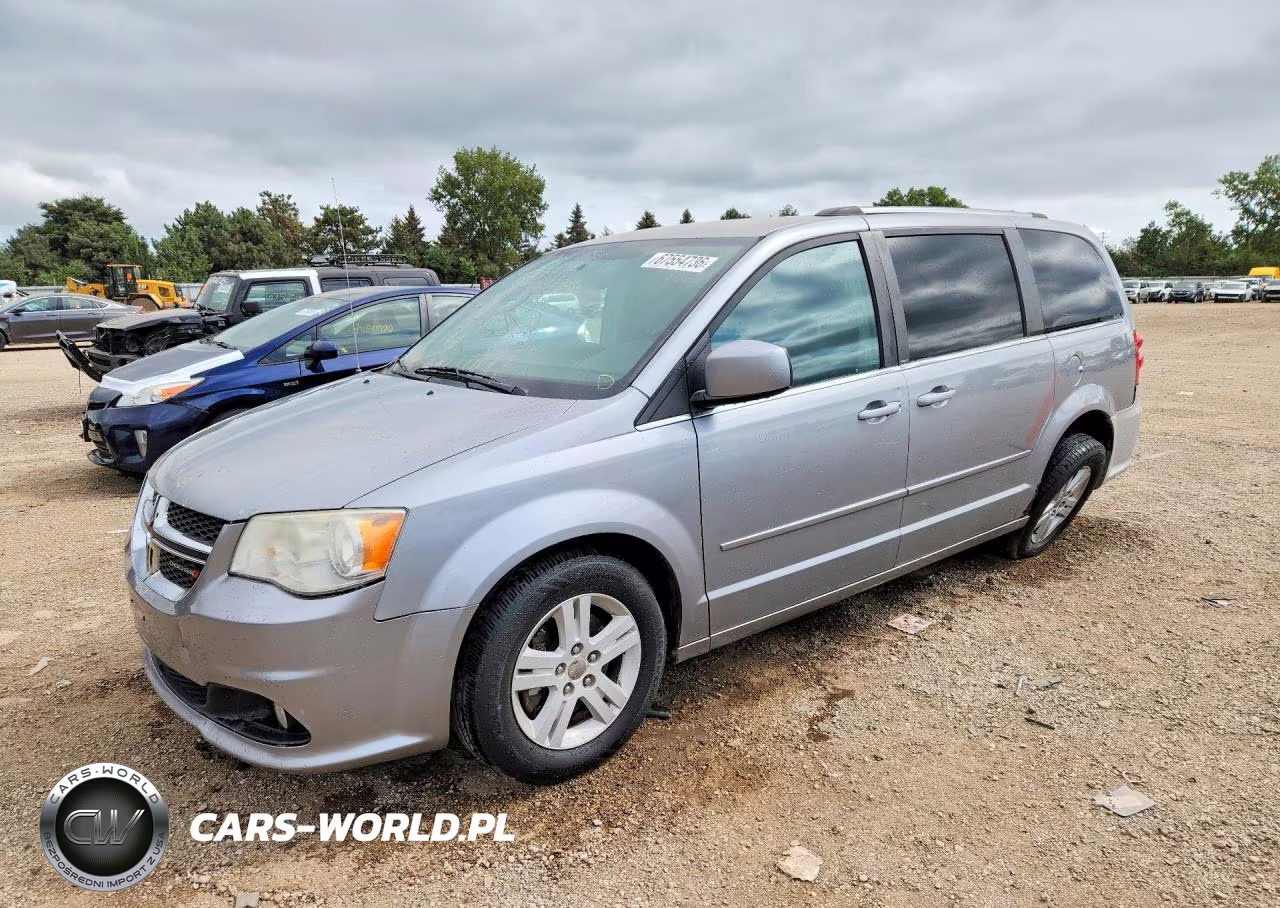 2013 Dodge Grand Caravan Crew VIN:2C4RDGDG4DR796470 - 1