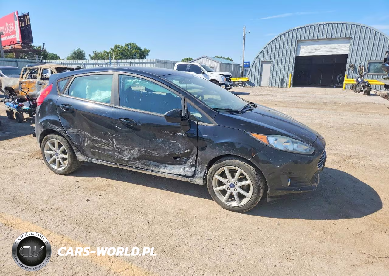 2018 Ford Fiesta Se VIN:3FADP4EJXJM105591 - 4