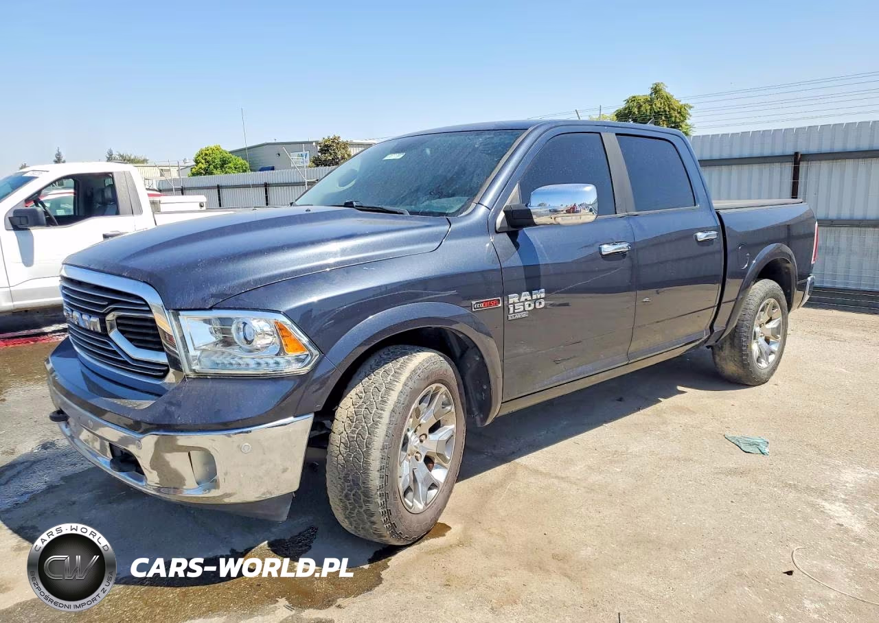 2019 Ram 1500 Classic Laramie VIN:1C6RR6NM4KS747711 - 1