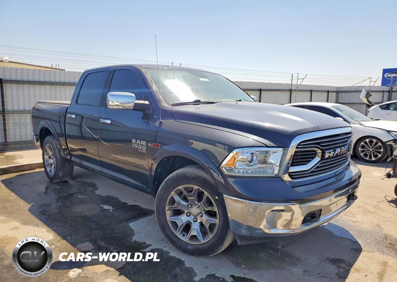 2019 Ram 1500 Classic Laramie VIN:1C6RR6NM4KS747711 - 4