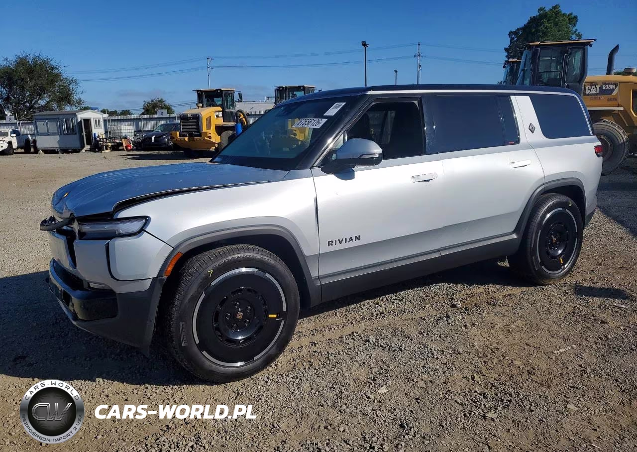 2025 Rivian R1S Adventure
