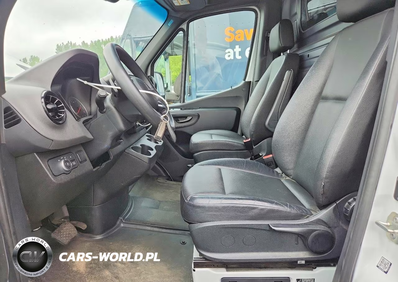 2024 Mercedes-Benz Sprinter 2500 Delivery Van VIN:W1Y4NCHY5RT175351 - 7