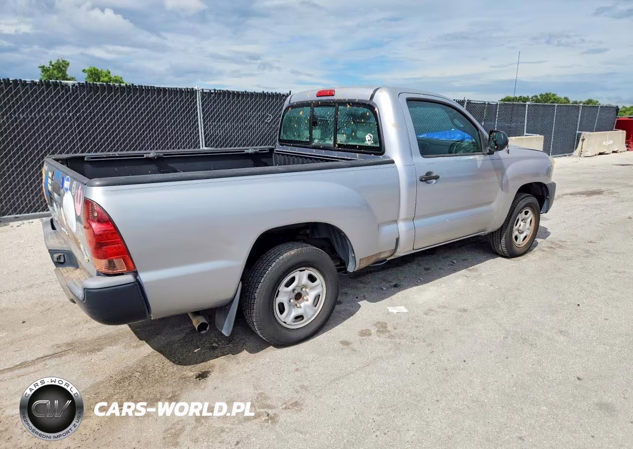 2014 Toyota Tacoma Base VIN:5TFNX4CN4EX040273 - 3