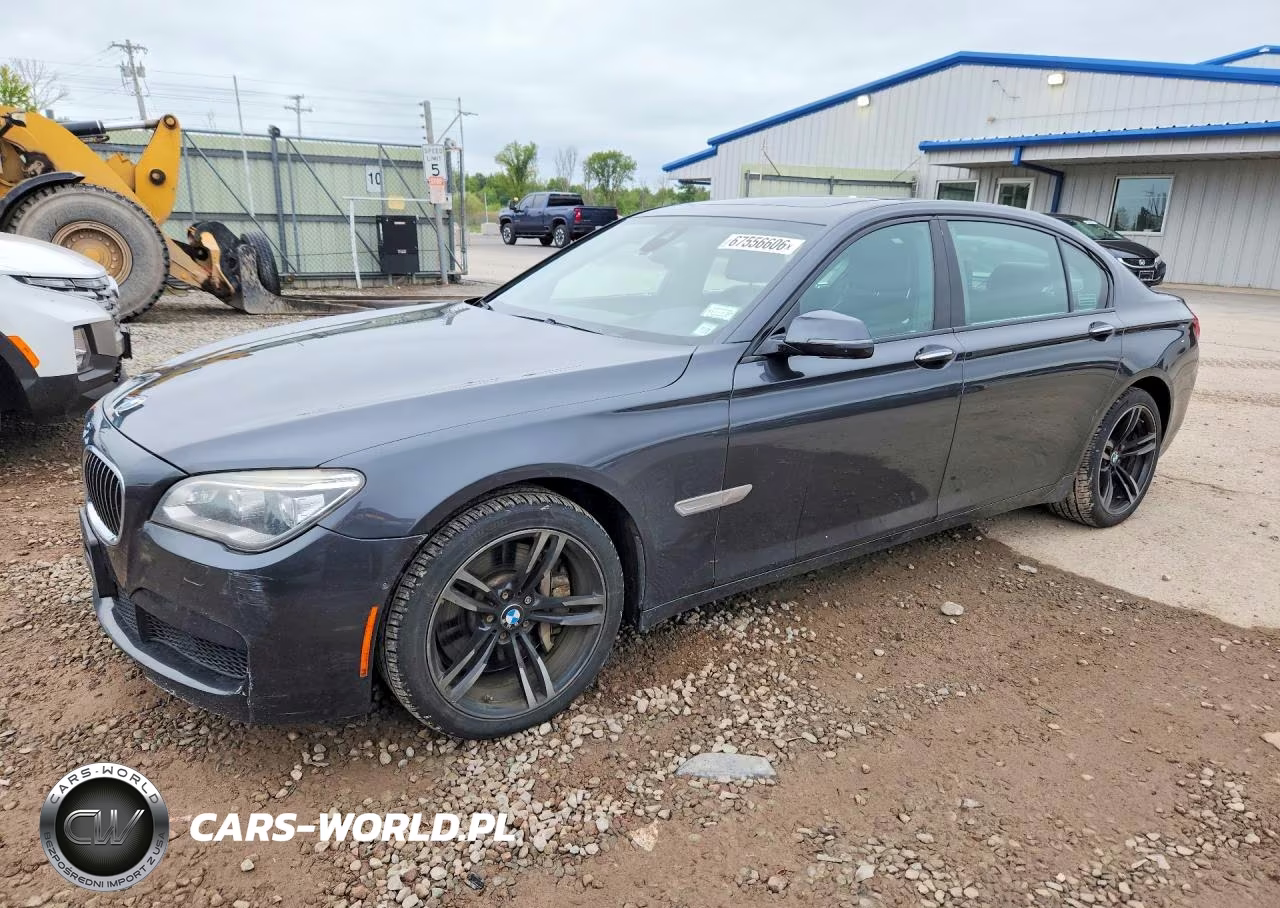 2015 BMW 750 Lxi – zdjęcie 1 z 12