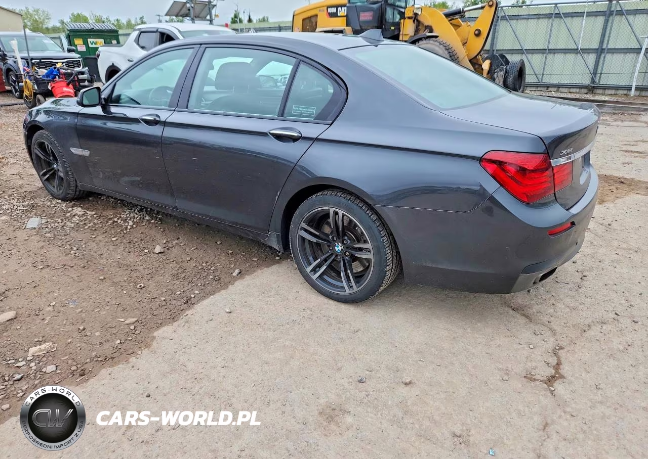 2015 BMW 750 Lxi VIN:WBAYF8C5XFD654915 - 2