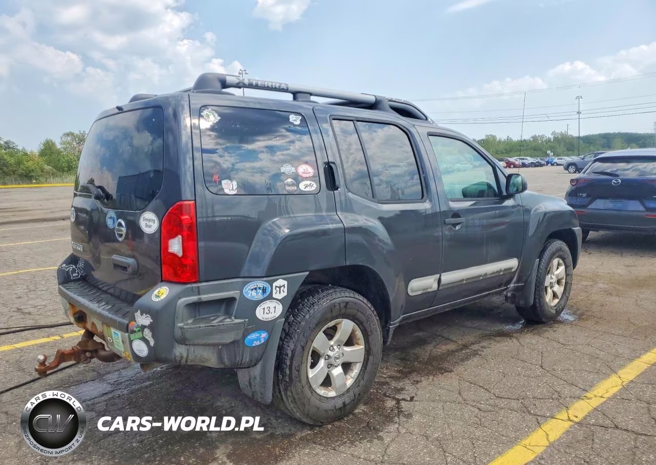 2011 Nissan Xterra X VIN:5N1AN0NW8BC501444 - 3