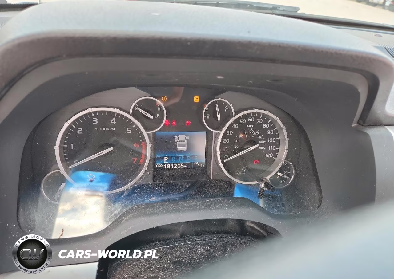 2016 Toyota Tundra Platinum VIN:5TFAW5F11GX546873 - 9