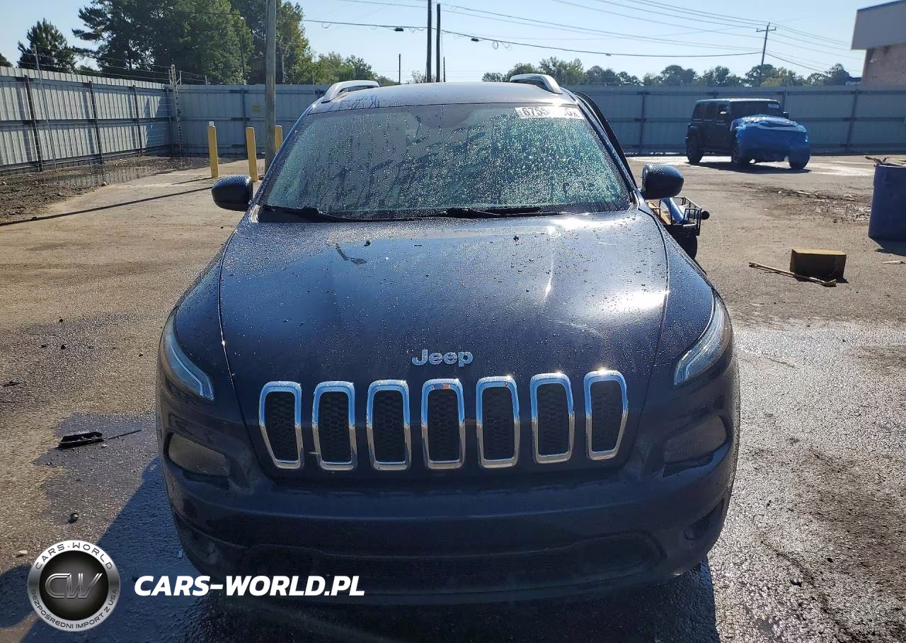 2015 Jeep Cherokee Latitude VIN:1C4PJLCB7FW689843 - 5