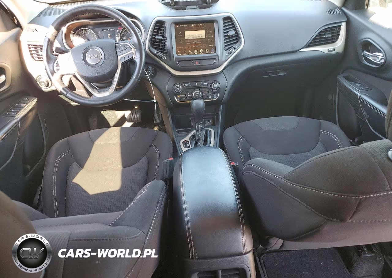 2015 Jeep Cherokee Latitude VIN:1C4PJLCB7FW689843 - 8
