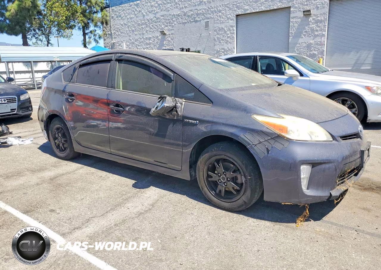 2012 Toyt Prius VIN:JTDKN3DU1C1511823 - 4