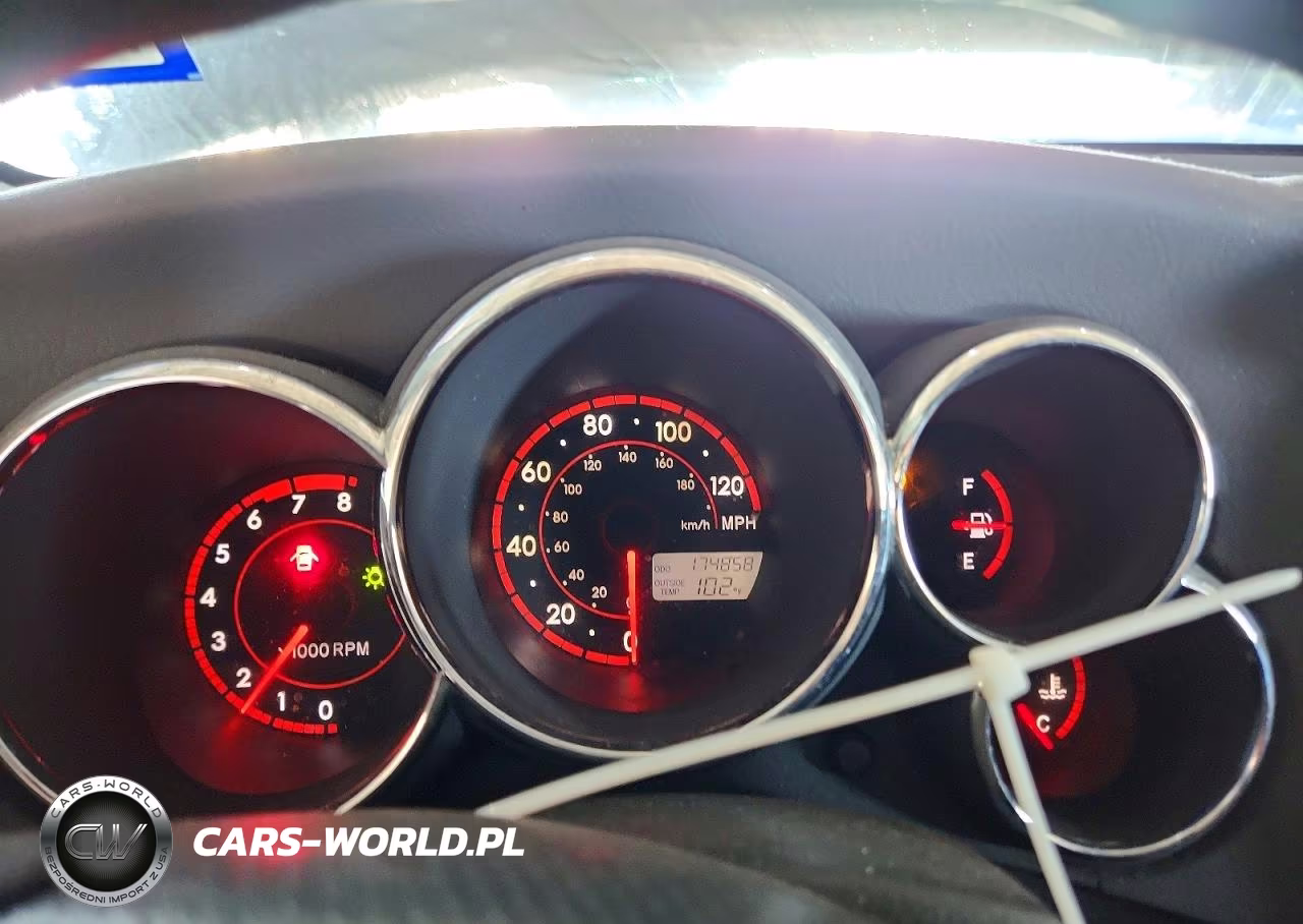 2005 Pontiac Vibe VIN:5Y2SM63825Z447644 - 9