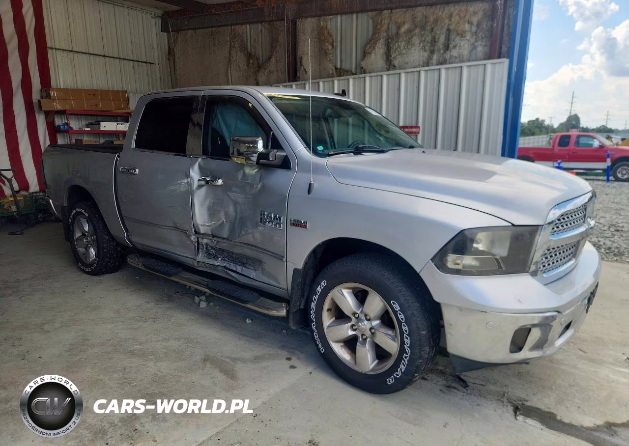 2016 Ram 1500 Slt VIN:3C6RR7LT1GG266605 - 4