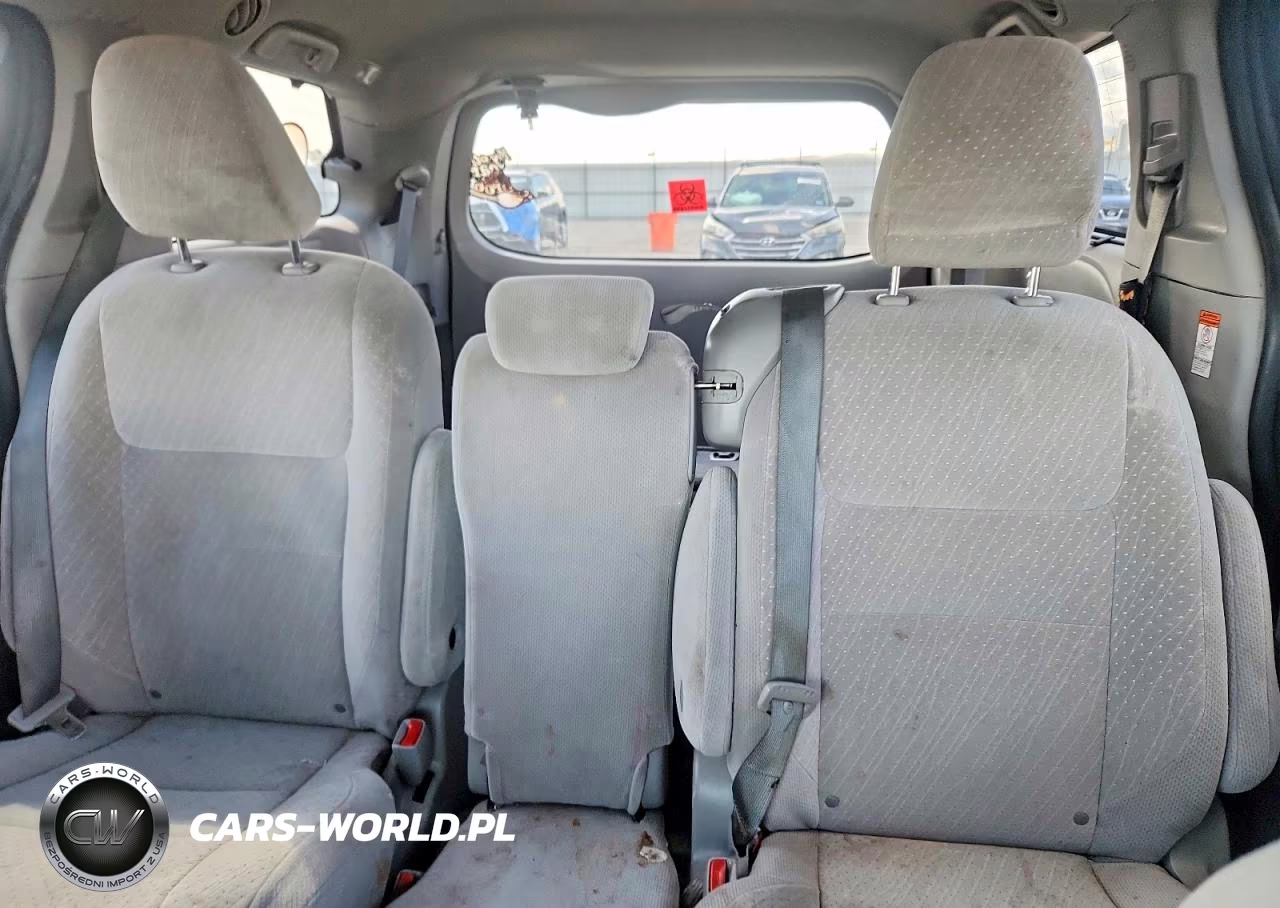 2020 Toyota Sienna Le VIN:5TDKZ3DC4LS021861 - 10