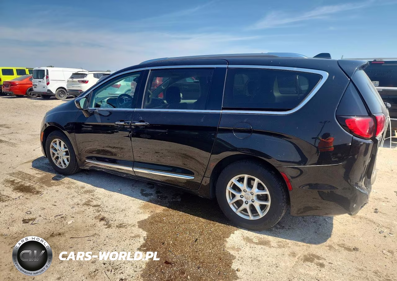 2020 Chrysler Pacifica Touring L VIN:2C4RC1BG9LR264150 - 2