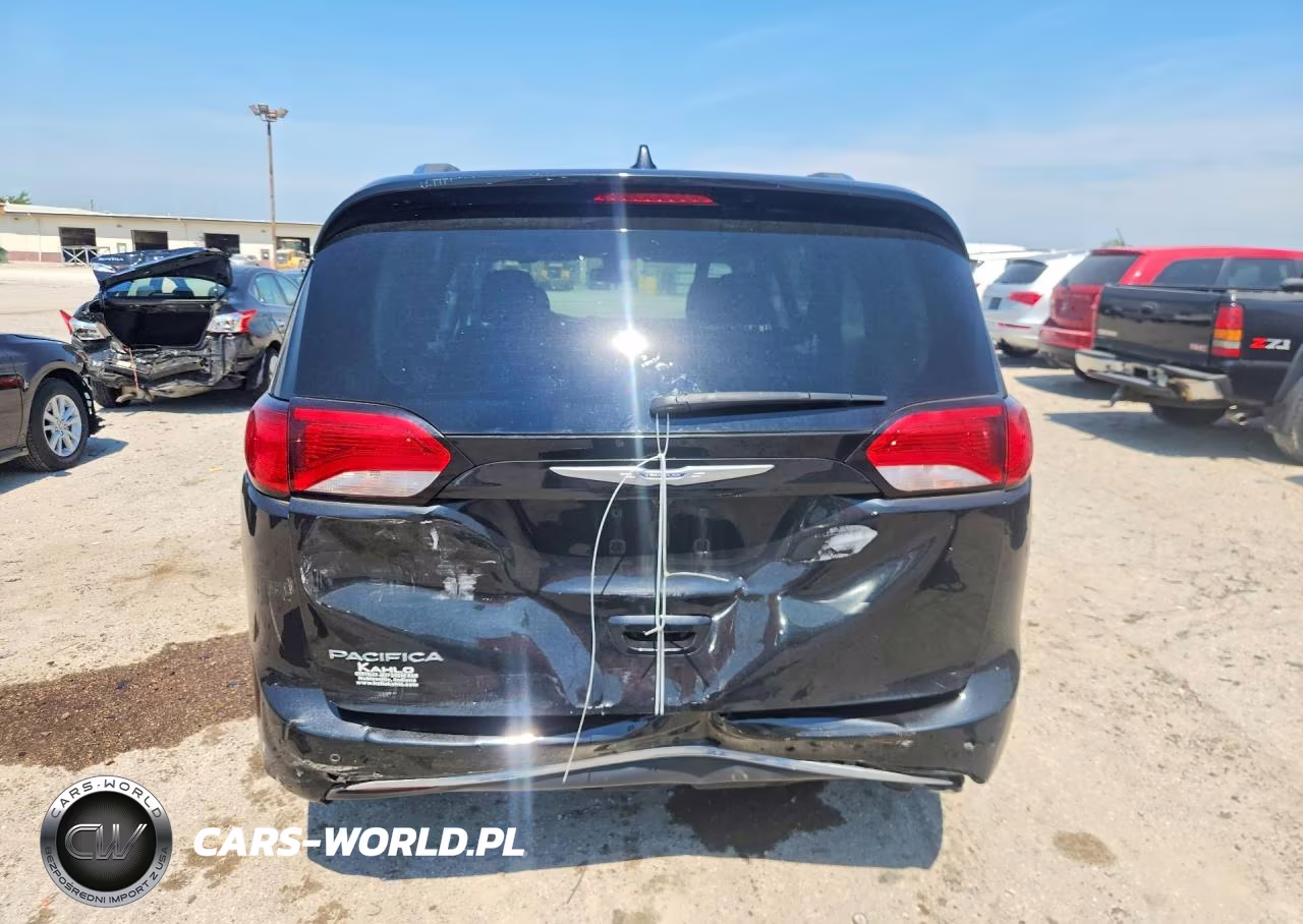 2020 Chrysler Pacifica Touring L VIN:2C4RC1BG9LR264150 - 6